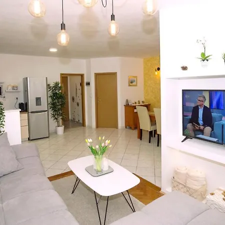 Mendula Apartament