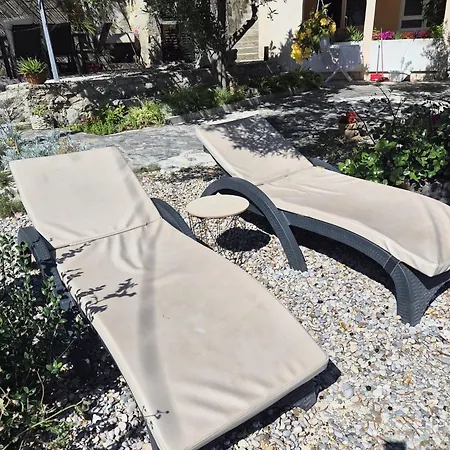 Apartament Mendula *
